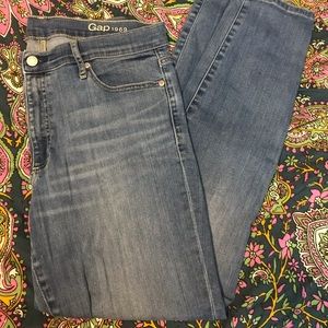 GAP Resolution True Skinny Jeans sz 33R